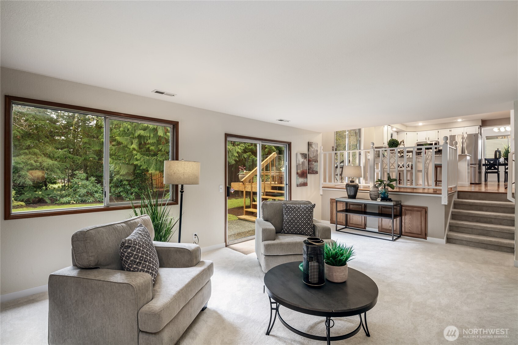 17215 NE 132nd Place , Redmond, WA 98052-2152