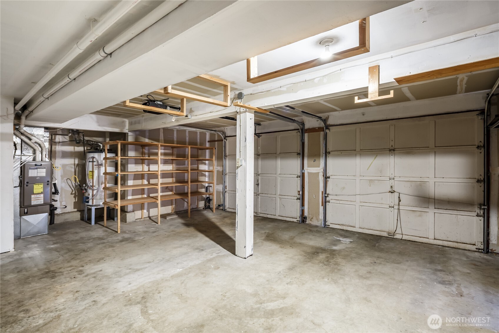 17215 NE 132nd Place , Redmond, WA 98052-2152