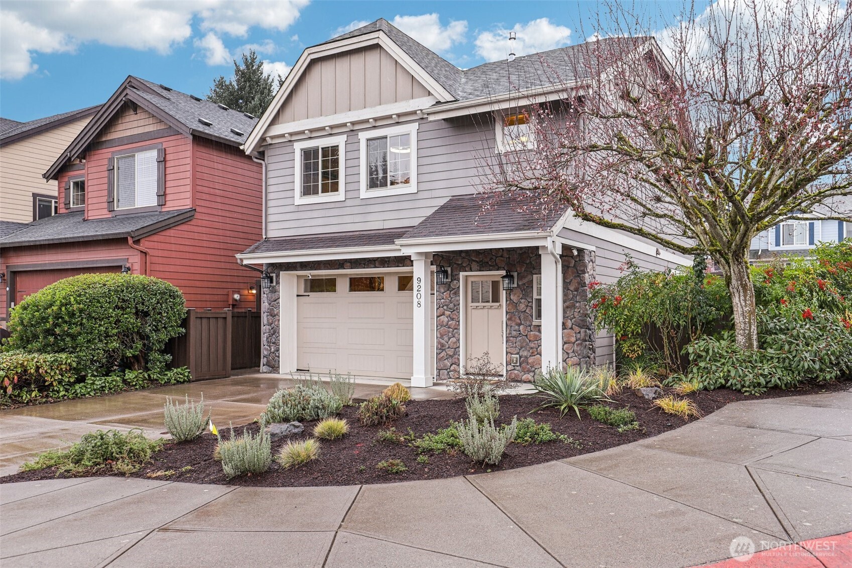 9208 NE 45th Place , Vancouver, WA 98665