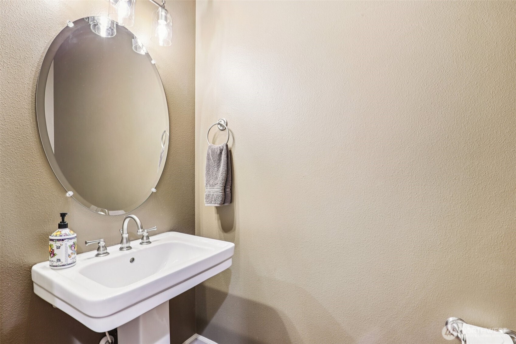 9208 NE 45th Place , Vancouver, WA 98665