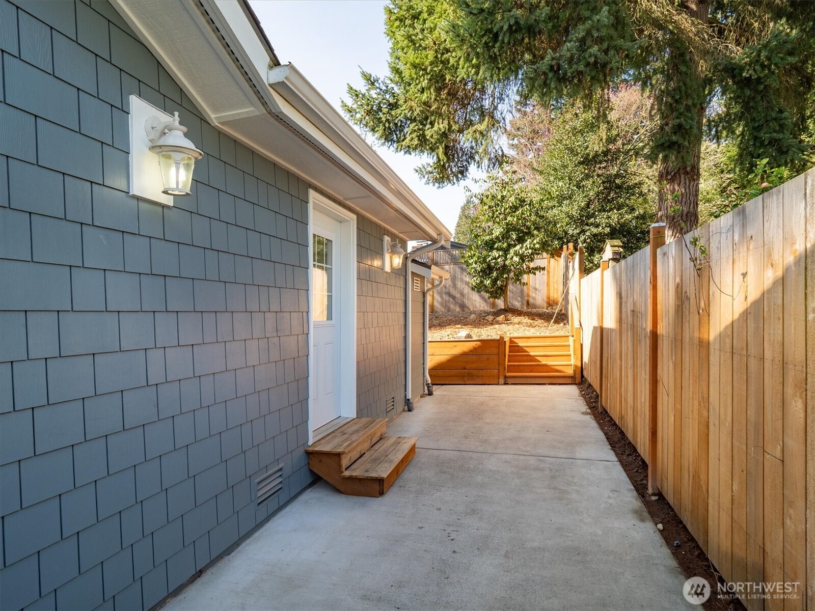 18029 Wallingford Avenue N, Shoreline, WA 98133