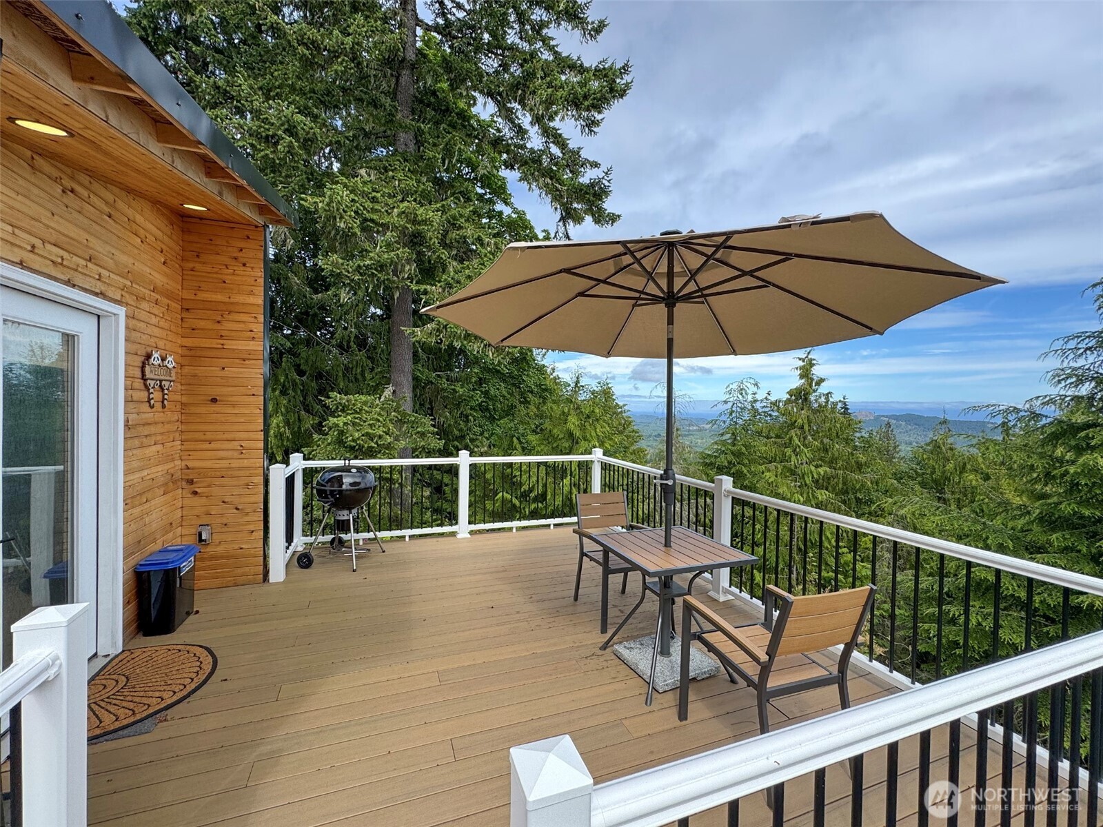 262 Break View Road , Port Angeles, WA 98363