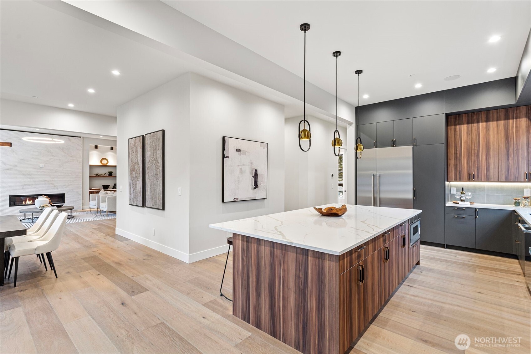 14 158th Place NE, Bellevue, WA 98008