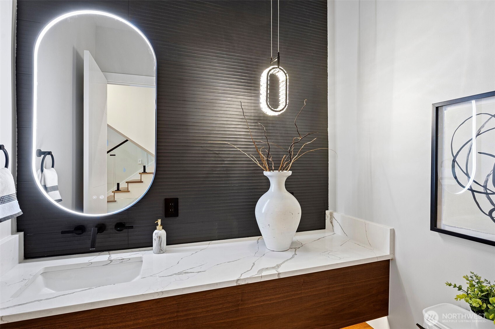 14 158th Place NE, Bellevue, WA 98008