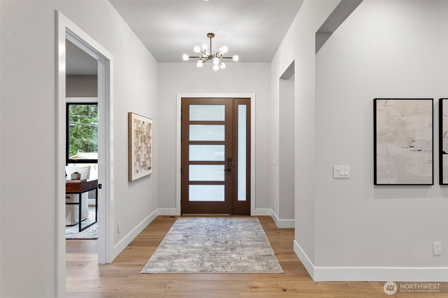 14 158th Place NE, Bellevue, WA 98008