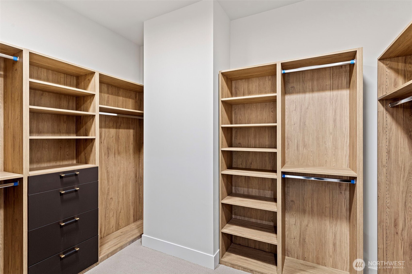 14 158th Place NE, Bellevue, WA 98008