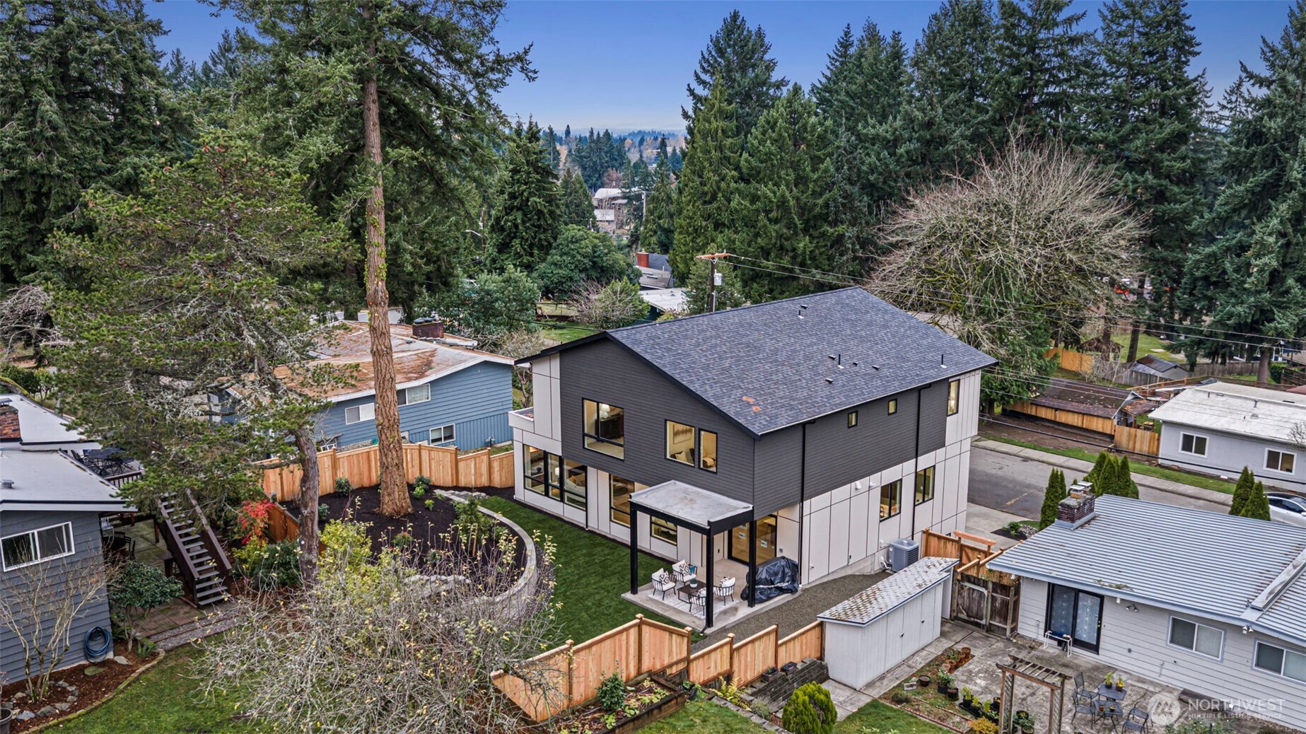 14 158th Place NE, Bellevue, WA 98008