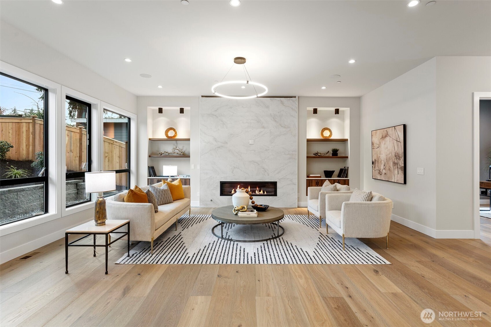 14 158th Place NE, Bellevue, WA 98008