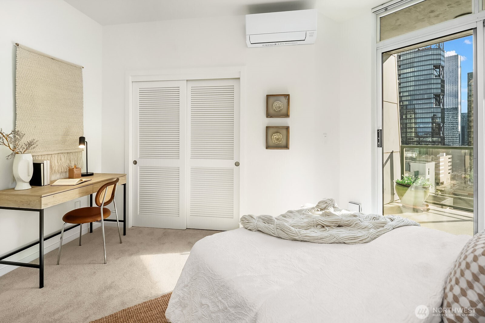 1100 106th Avenue NE #1002, Bellevue, WA 98004