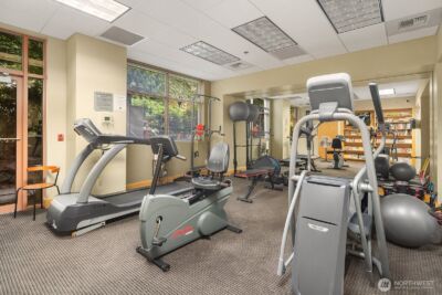 1100 106th Avenue NE #1002, Bellevue, WA 98004 - Photo 29