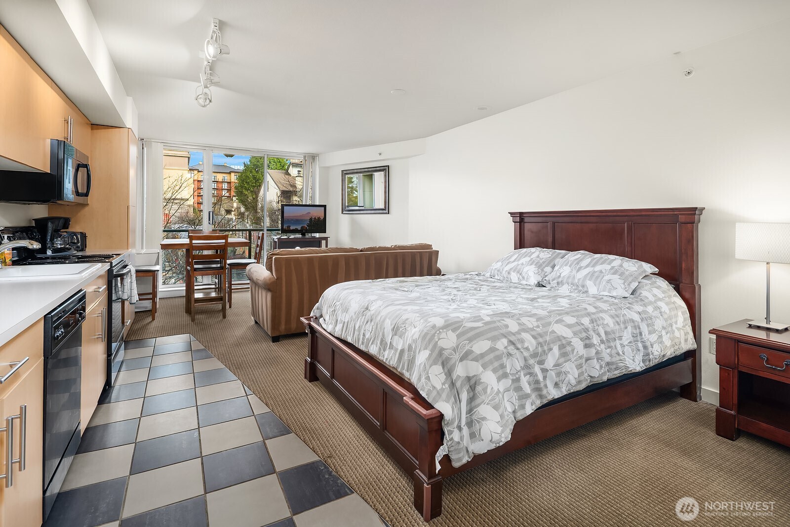 1100 106th Avenue NE #1002, Bellevue, WA 98004