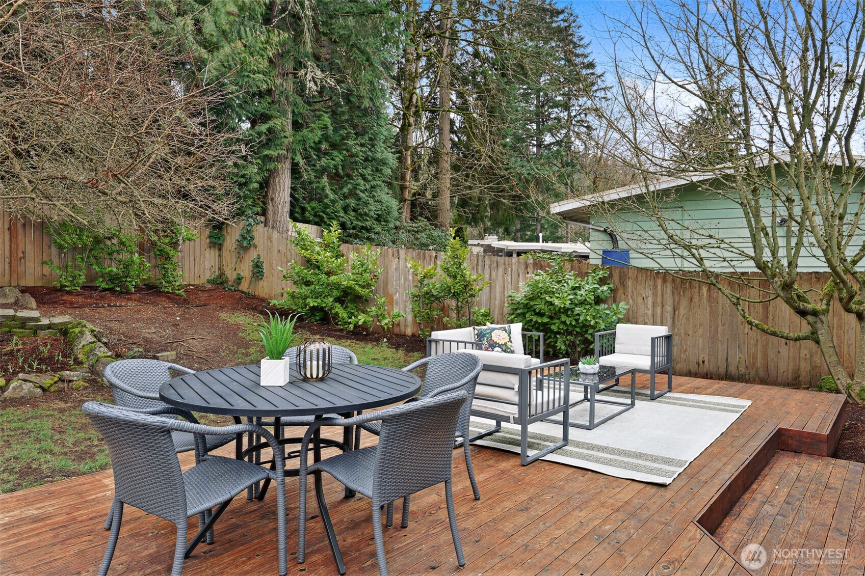 14627 SE Newport Way , Bellevue, WA 98006