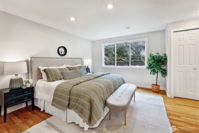 14627 SE Newport Way , Bellevue, WA 98006 - Photo 21