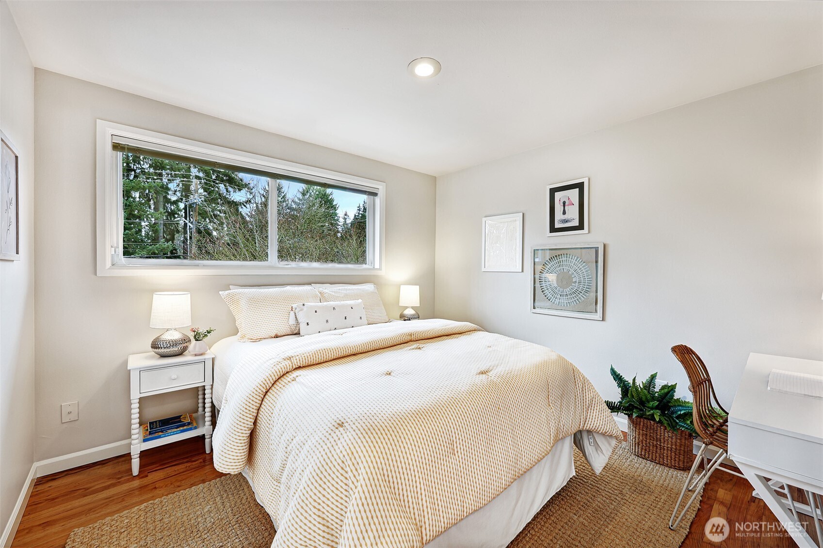 14627 SE Newport Way , Bellevue, WA 98006