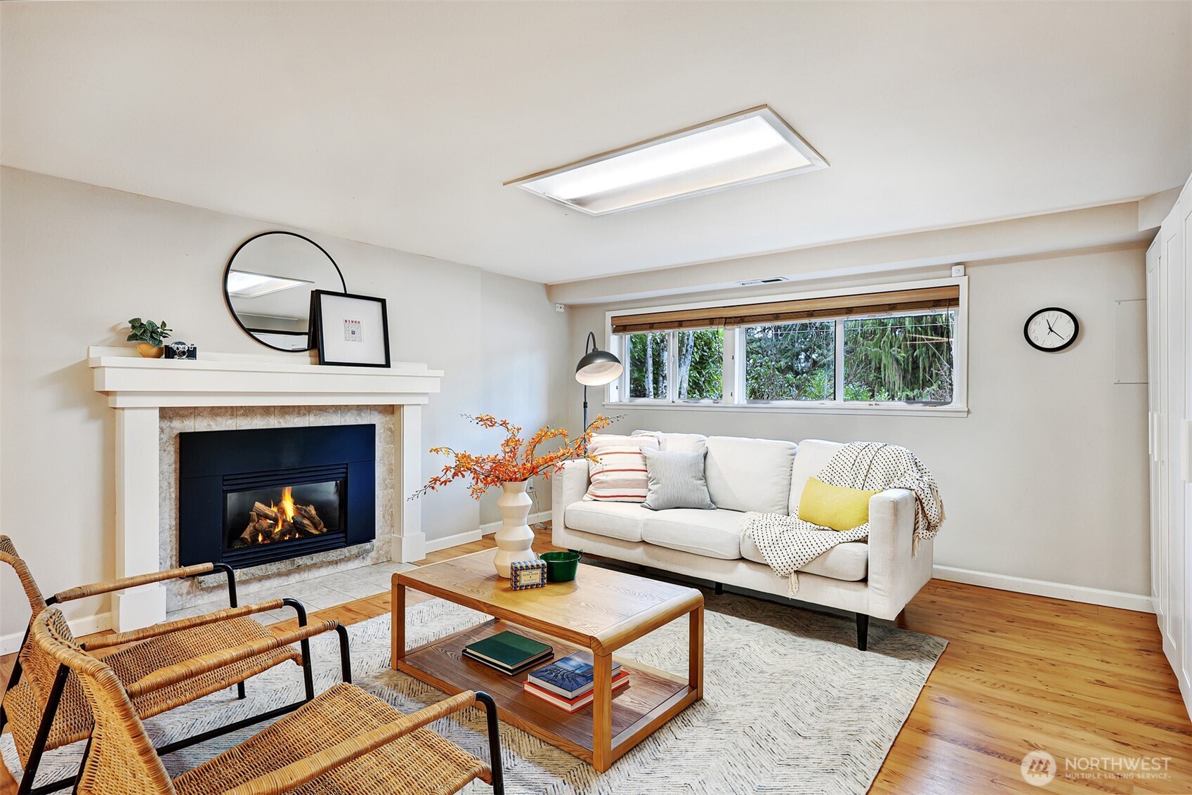 14627 SE Newport Way , Bellevue, WA 98006