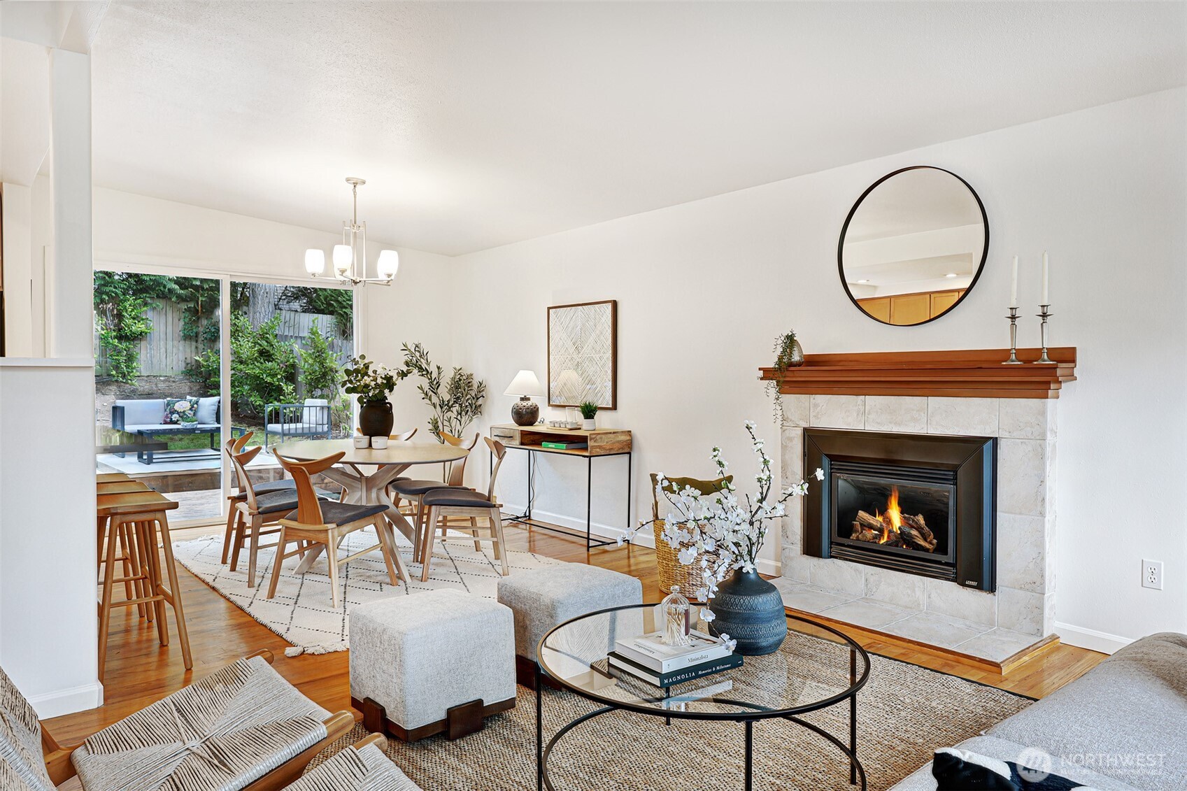 14627 SE Newport Way , Bellevue, WA 98006