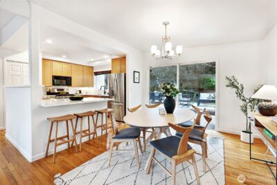 14627 SE Newport Way , Bellevue, WA 98006 - Photo 8