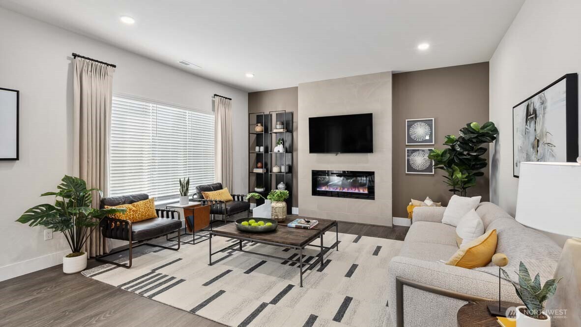 3823 194th Lane SE, Bothell, WA 98012