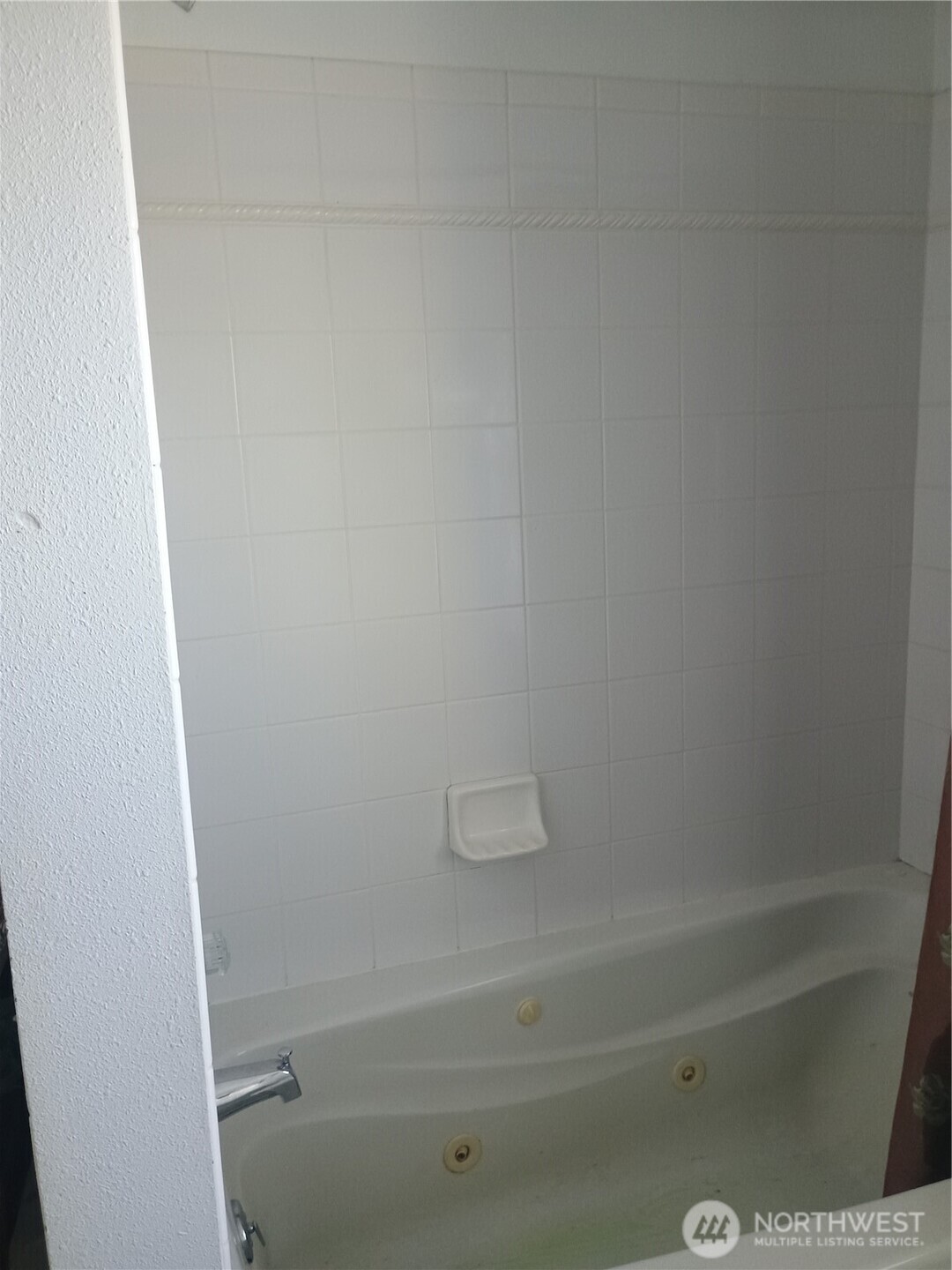 2908 N Lawrence Street , Tacoma, WA 98407