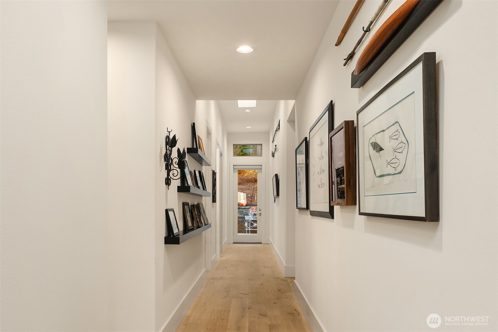 3743 W Commodore Way , Seattle, WA 98199