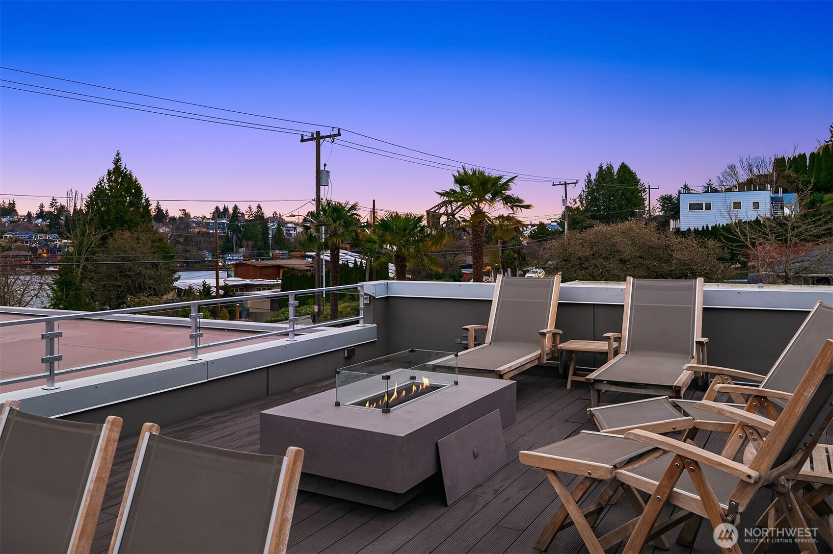 3743 W Commodore Way , Seattle, WA 98199