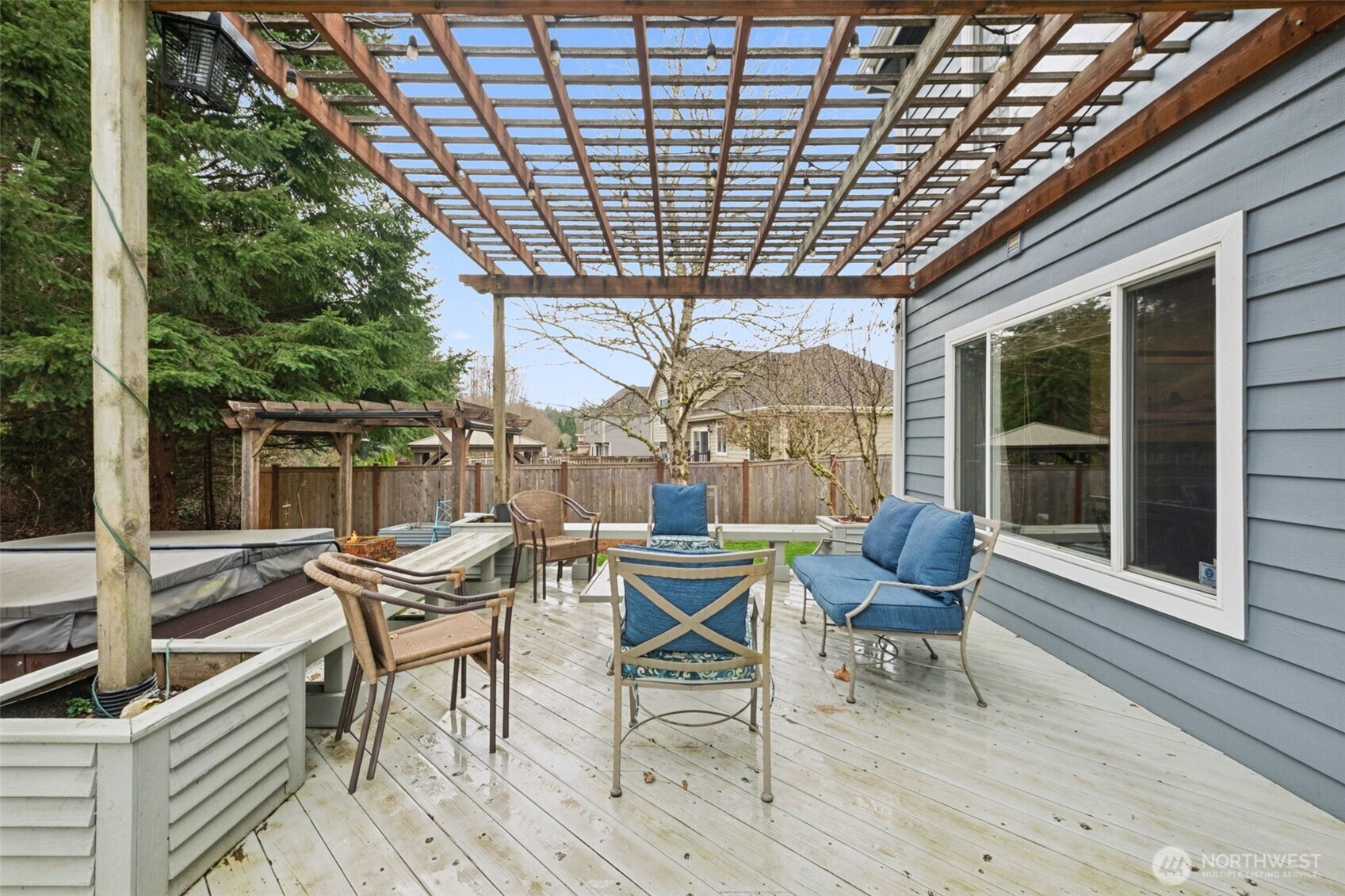 18525 SE 277th Place , Covington, WA 98042