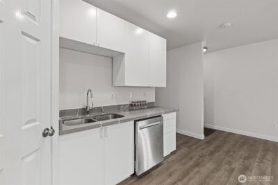 7023 16th Avenue SW, Seattle, WA 98106 - Photo 11