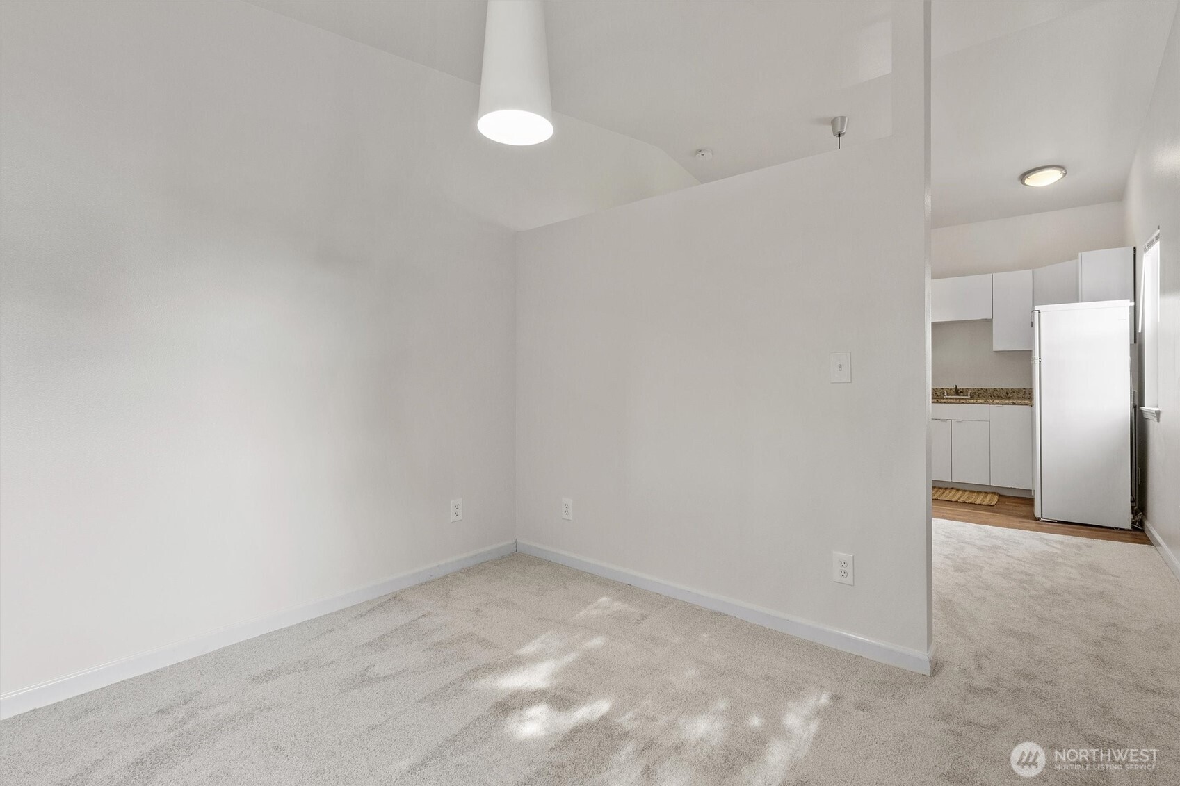 7023 16th Avenue SW, Seattle, WA 98106