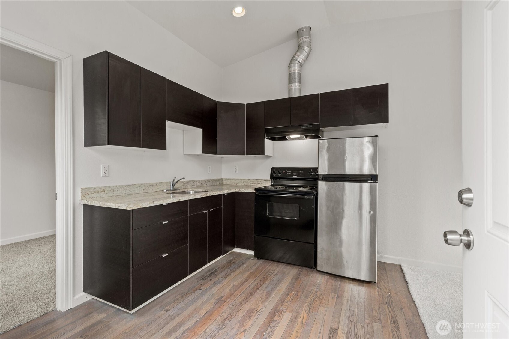 7023 16th Avenue SW, Seattle, WA 98106