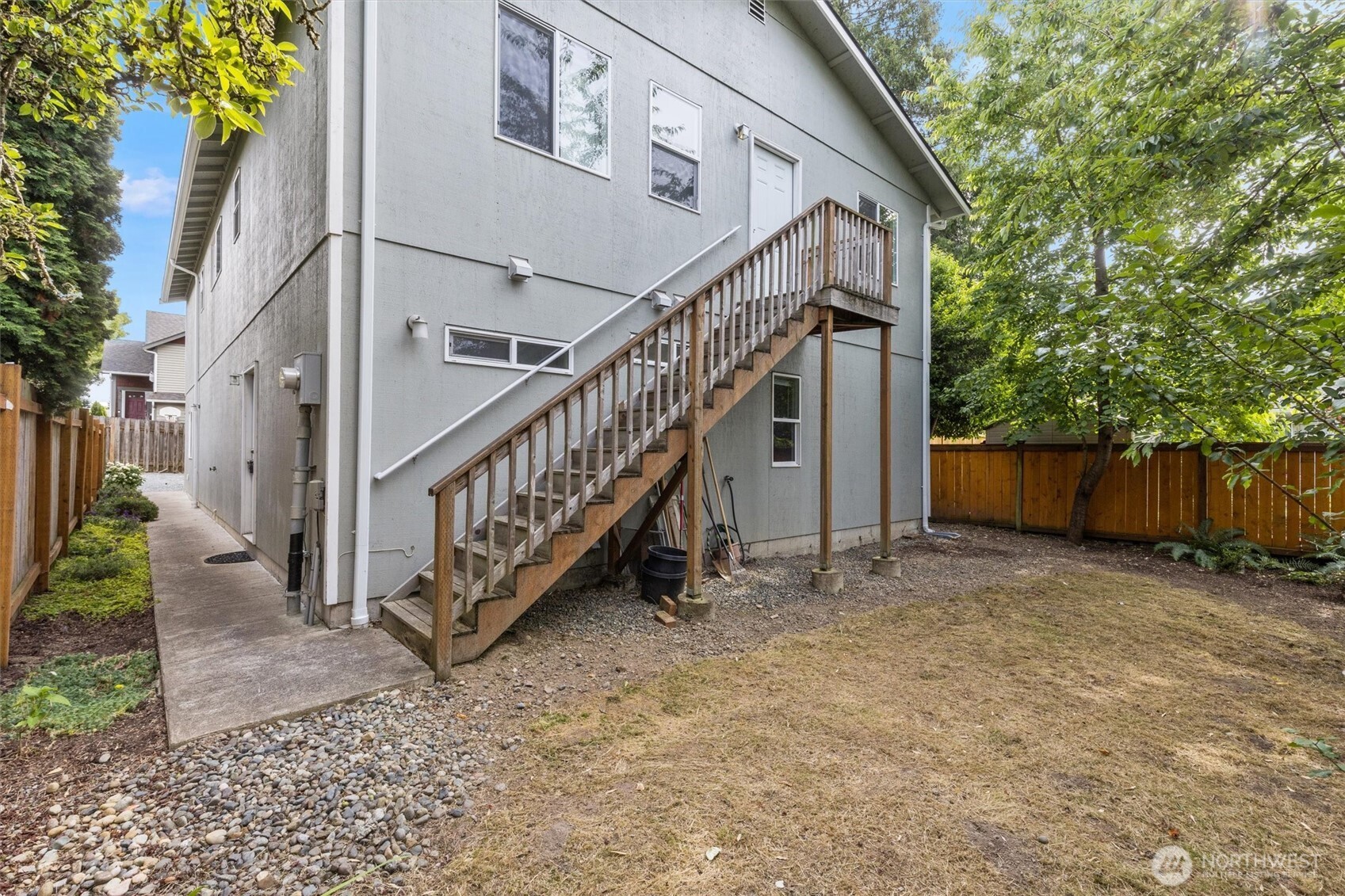 7023 16th Avenue SW, Seattle, WA 98106