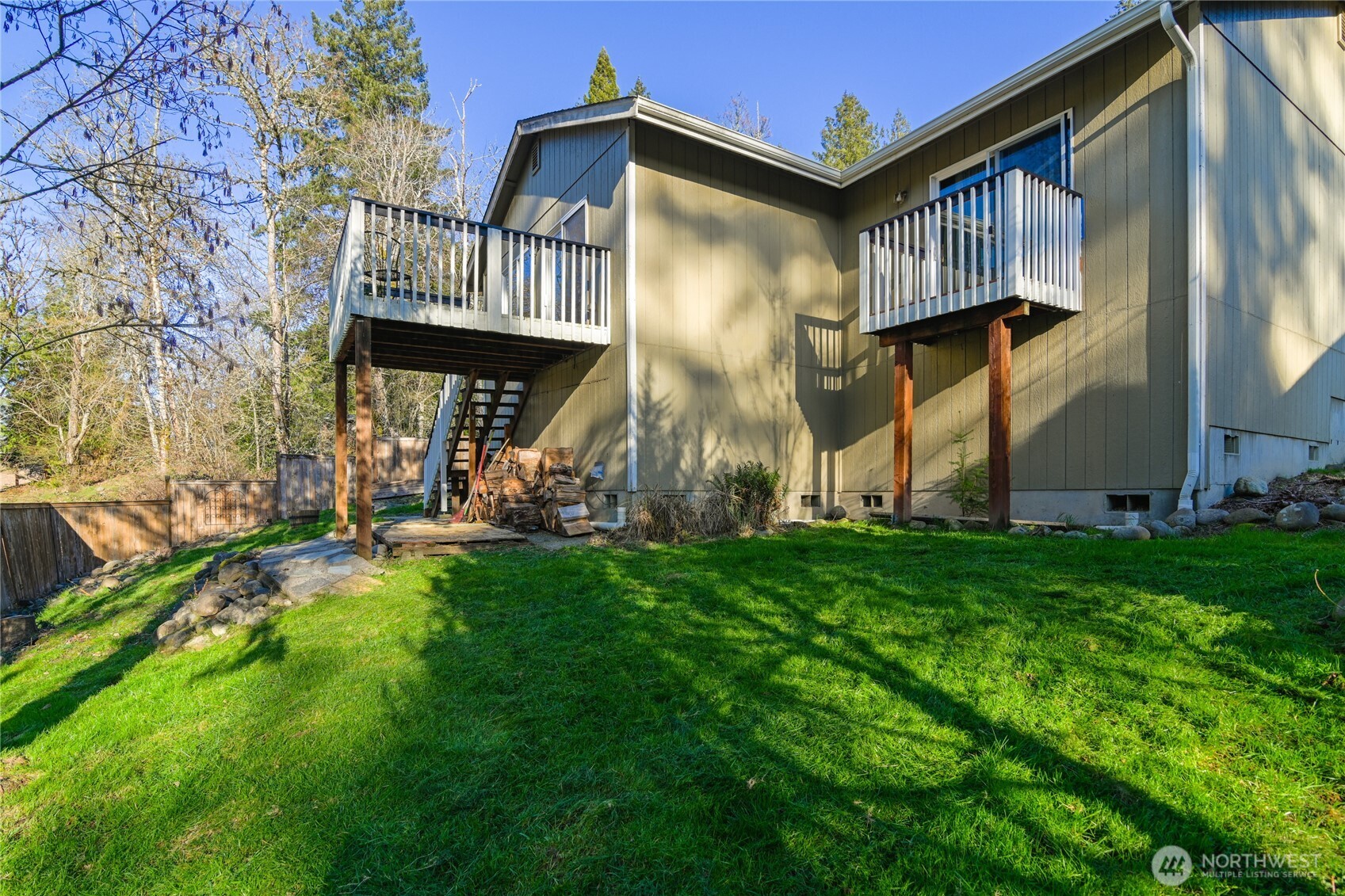 2442 Crestridge Drive NW, Olympia, WA 98502