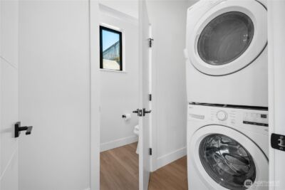 220 21st Avenue E, Seattle, WA 98112 - Photo 21