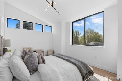 220 21st Avenue E, Seattle, WA 98112 - Photo 23