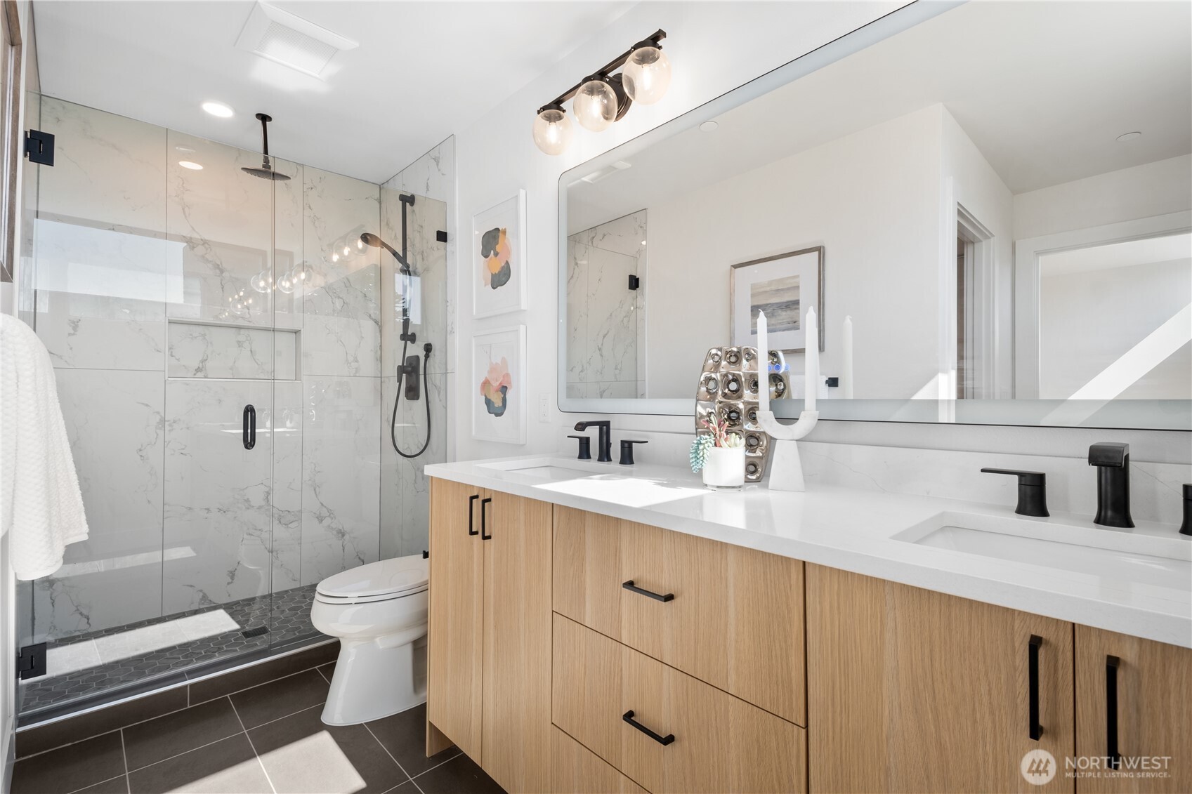 220 21st Avenue E, Seattle, WA 98112