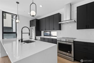 218 21st Avenue E, Seattle, WA 98112 - Photo 12