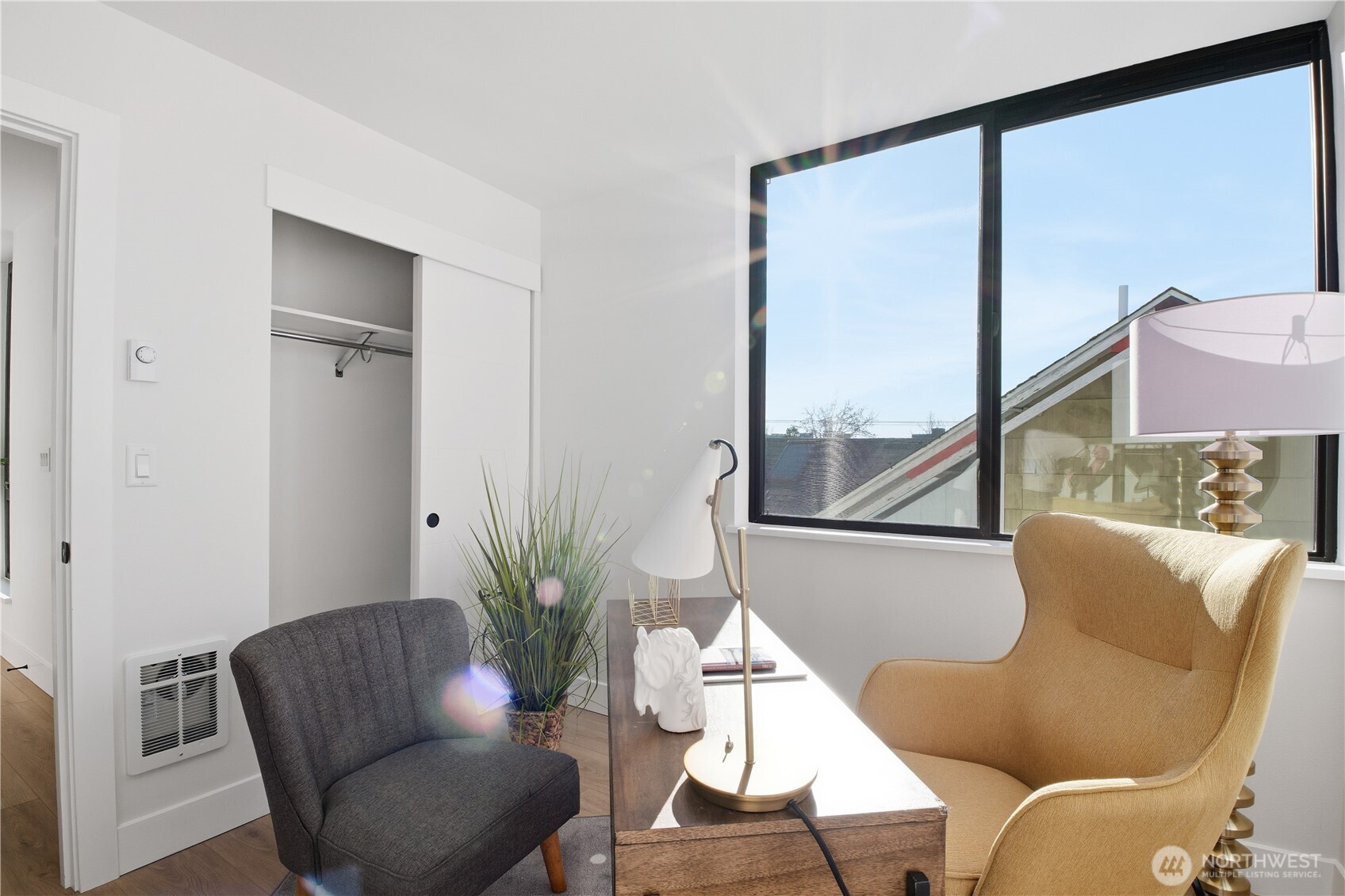 218 21st Avenue E, Seattle, WA 98112