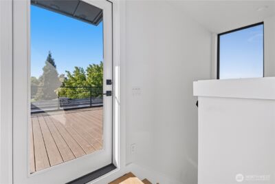 218 21st Avenue E, Seattle, WA 98112 - Photo 30