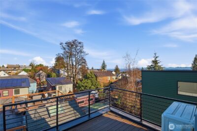 218 21st Avenue E, Seattle, WA 98112 - Photo 32