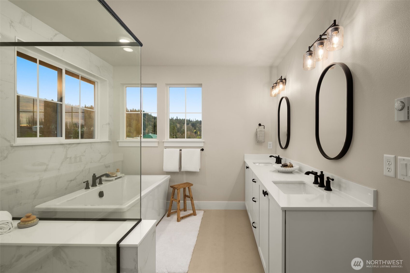 14306 149th Place NE #2, Woodinville, WA 98072