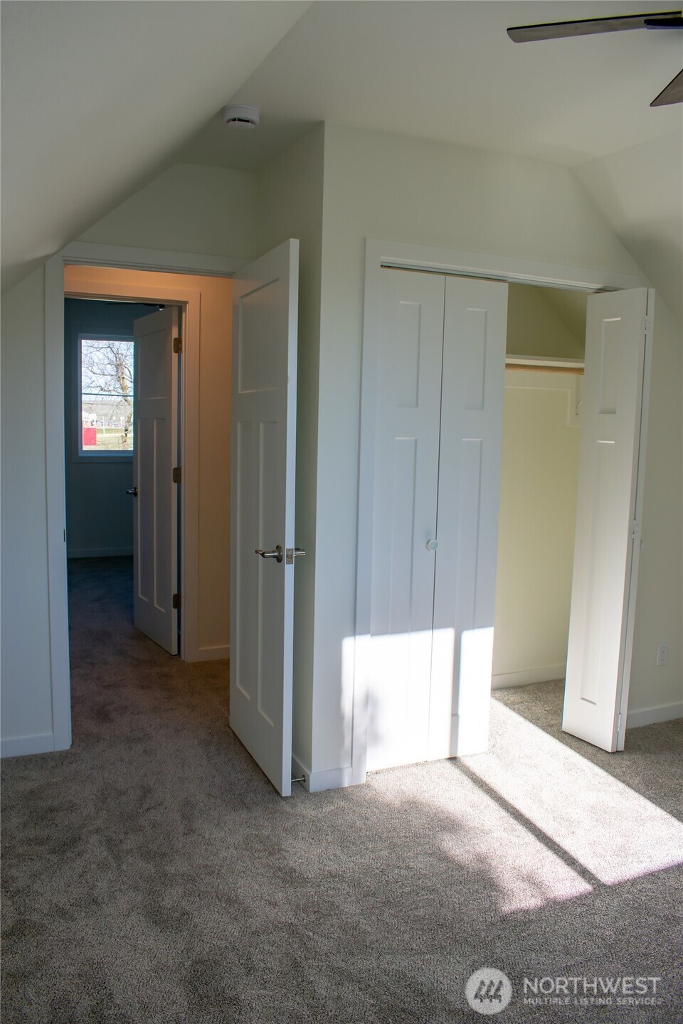 100 D Street , Endicott, WA 99125