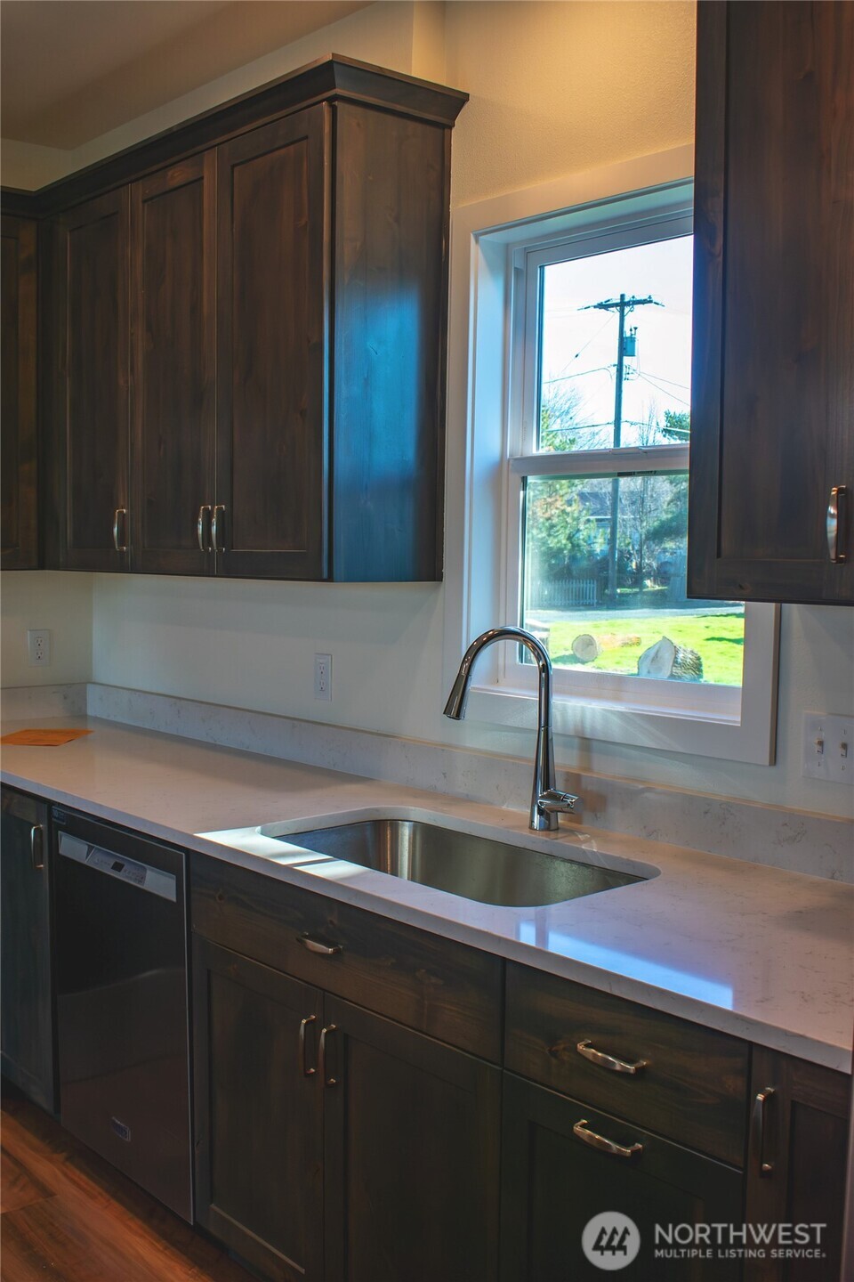 100 D Street , Endicott, WA 99125