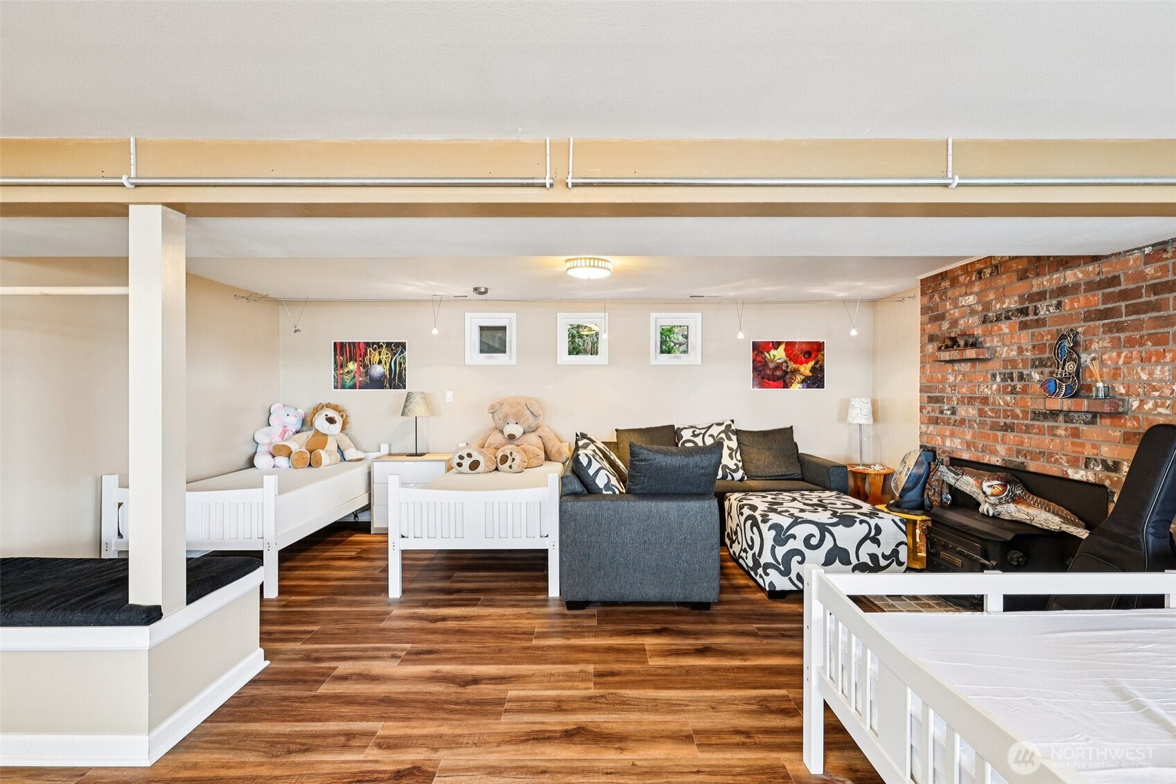 17340 Golden View Avenue , La Conner, WA 98257