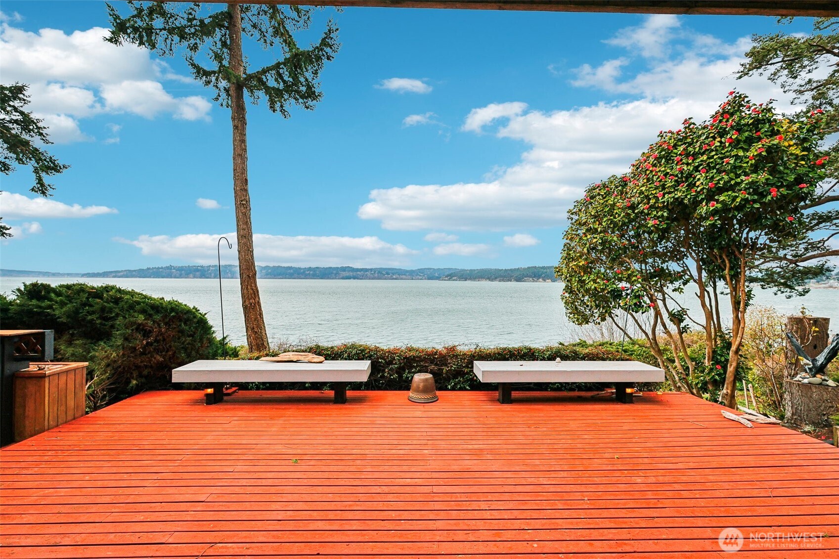 17340 Golden View Avenue , La Conner, WA 98257