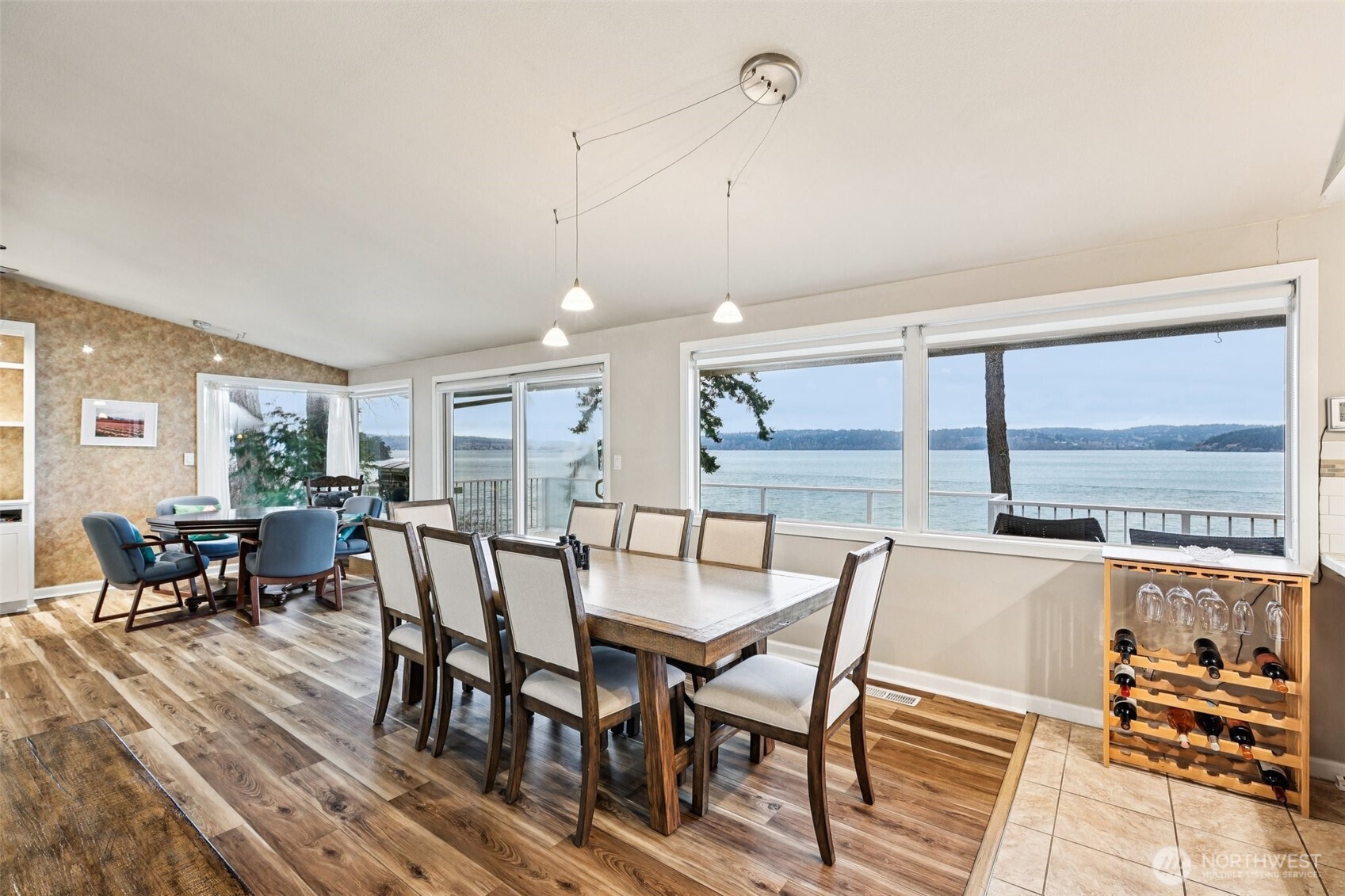 17340 Golden View Avenue , La Conner, WA 98257