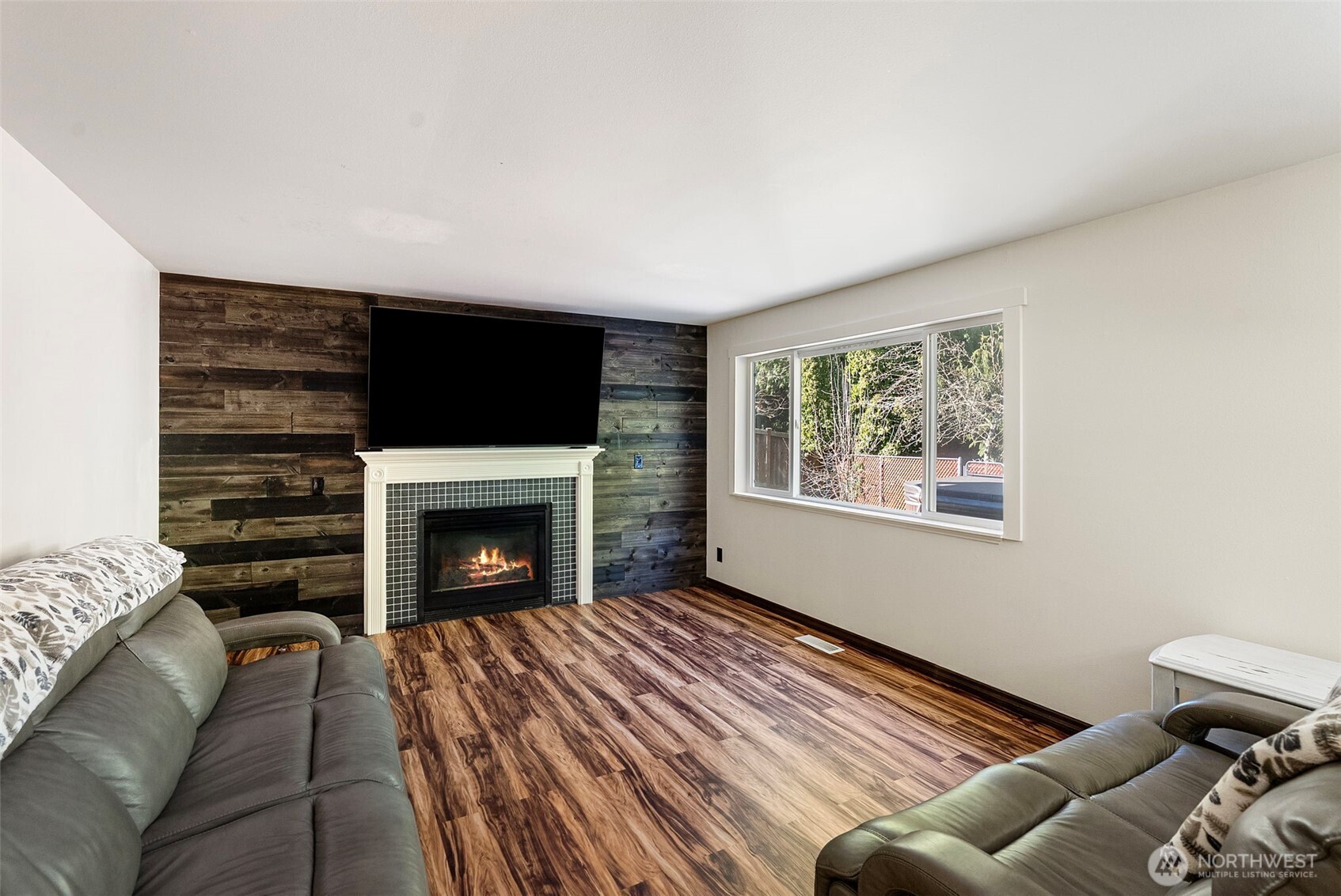 4844 NW Walgren Drive , Silverdale, WA 98383