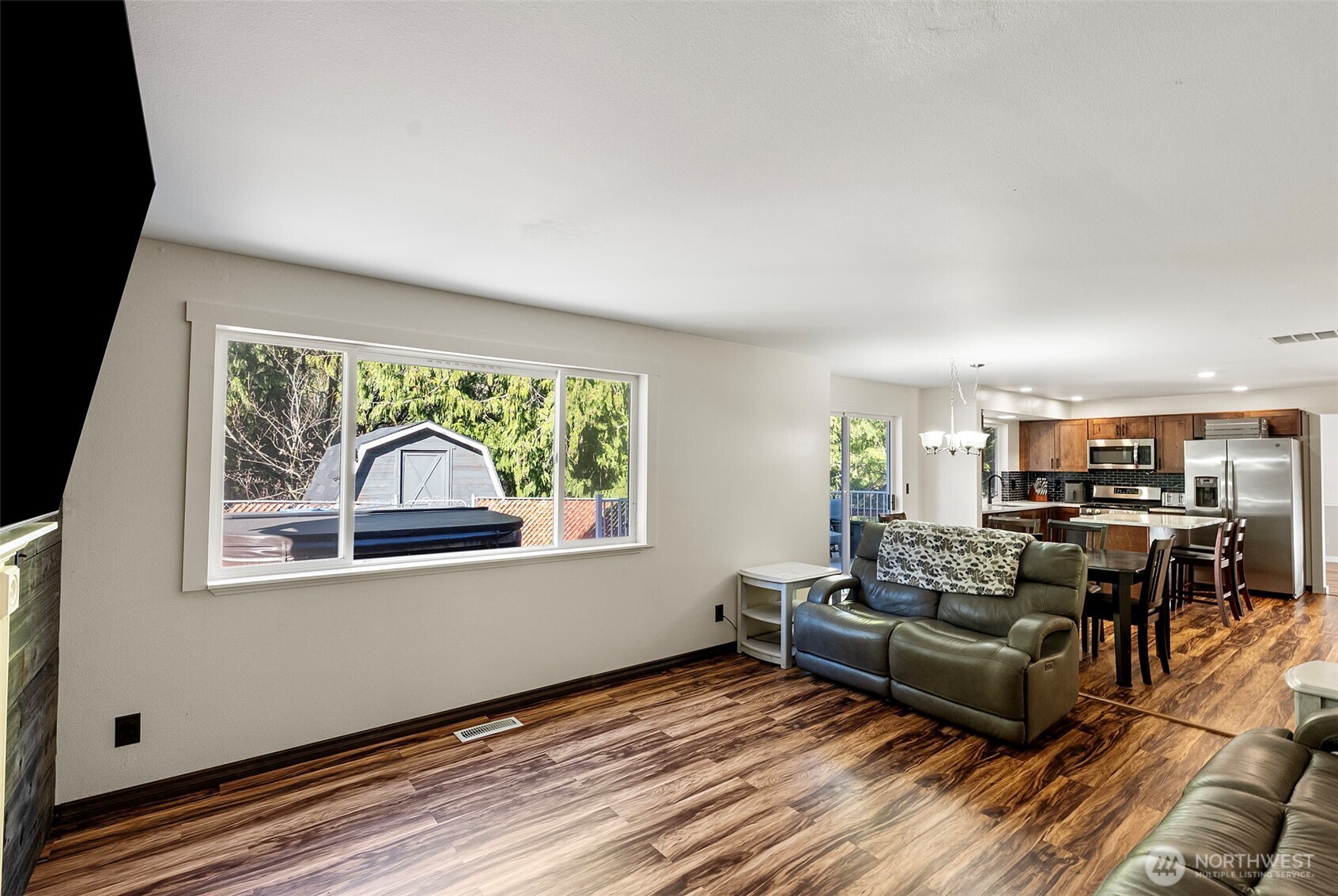 4844 NW Walgren Drive , Silverdale, WA 98383