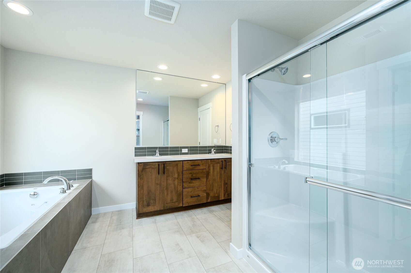 14516 204th Avenue E #895, Bonney Lake, WA 98391