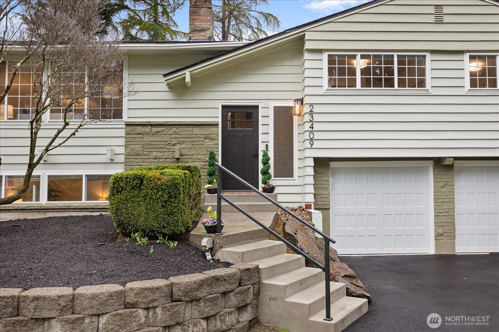 23409 94 Place W, Edmonds, WA 98020