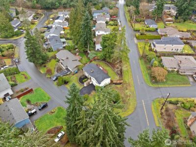 23409 94 Place W, Edmonds, WA 98020 - Photo 33