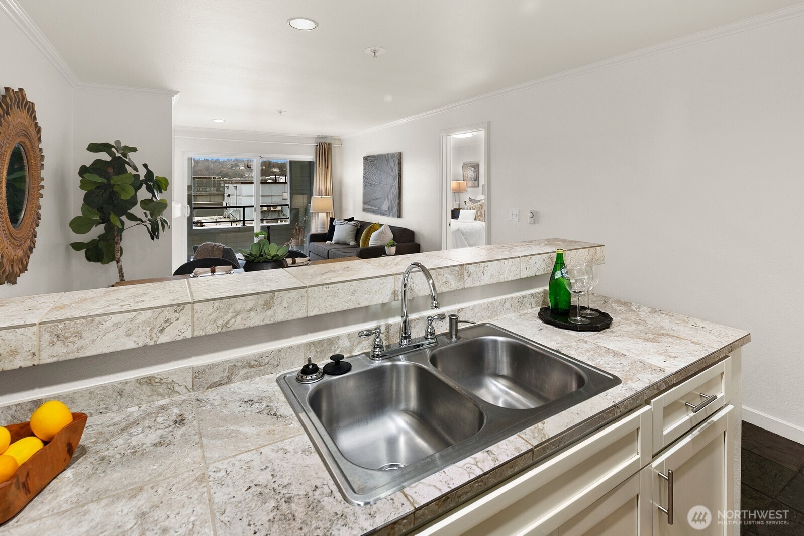 1504 Aurora Avenue N #311, Seattle, WA 98109